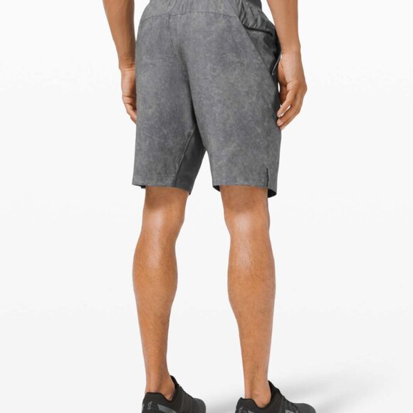 lululemon Men's T.H.E. Short 9" *Linerless - Size L - Picture 9 of 9